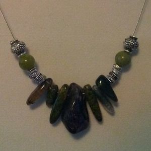 Drop Agate Necklace 18 inch
